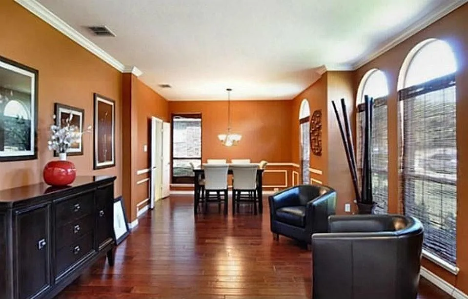 11915 Rocky Point Drive — Photo 3