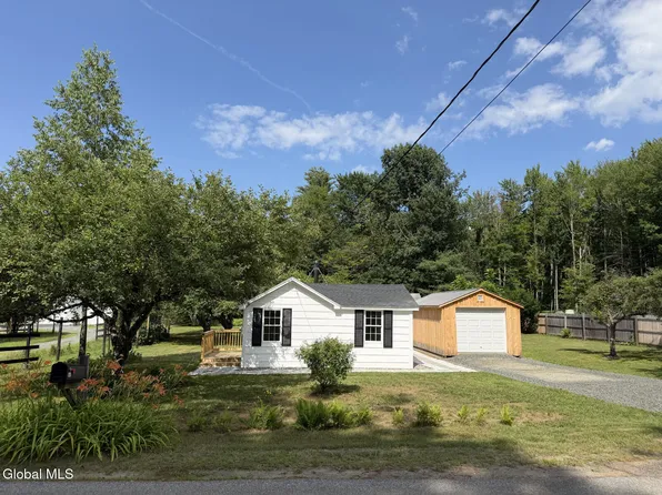 141 Wendell Avenue, Broadalbin, NY 12025