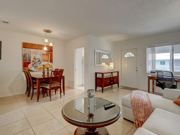 2nd image of 2100 NE 38th St APT 234