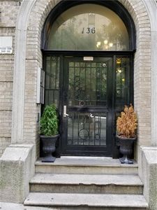 136 W 168th St APT 7C, Bronx, NY, 10452