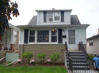 7222 W Cullom Ave, Norridge, IL 60706