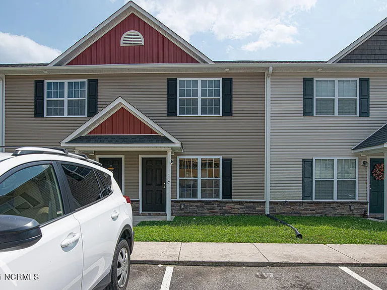 117 Cornerstone Dr — Photo 1