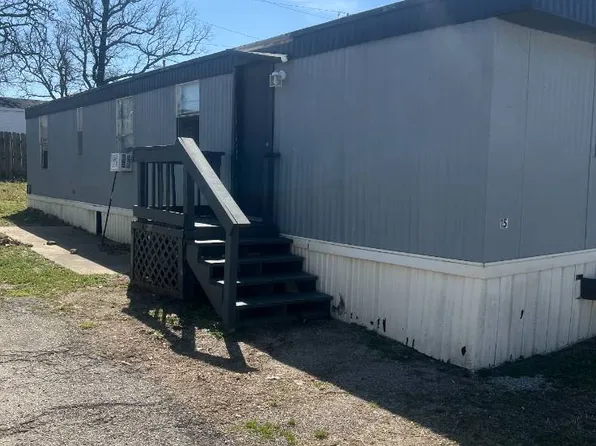 200 E Zora St #15, Joplin, MO 64801