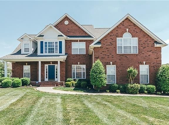 For Sale: 1017 Vista Ct, Hendersonville, TN 37075