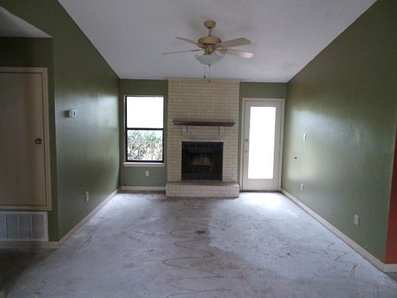 5th image of 6637 Black Oak Pl