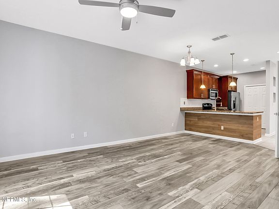 4th image of 11299 ESTANCIA VILLA Circle #1305