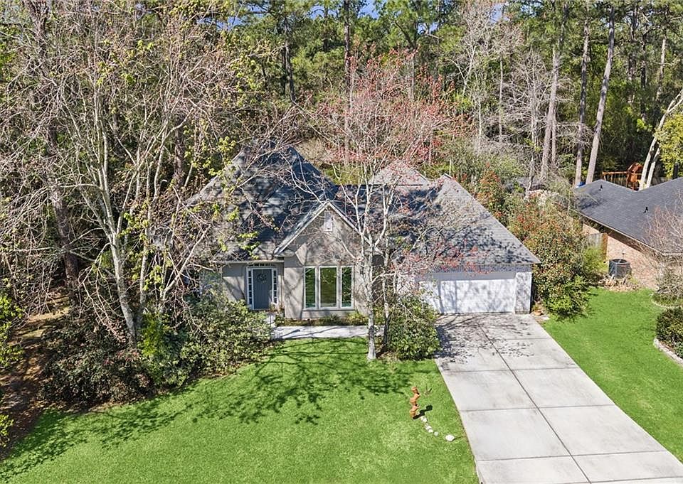 1st image of 300 Westwood Dr