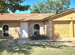 6006 Kelly Elliott Rd, Arlington, TX 76001