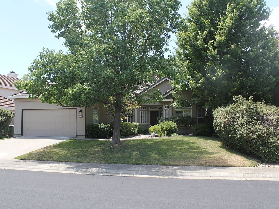 1st image of 1155 S Bluff Dr