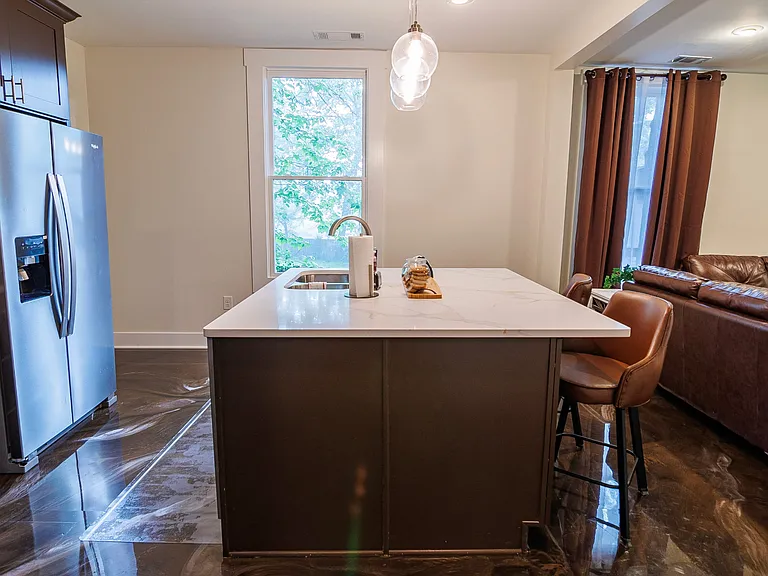 854 Beecher St SW — Photo 9
