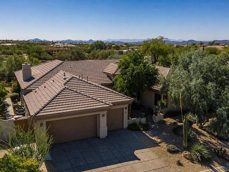 6461 E Crested Saguaro Ln — Photo 49