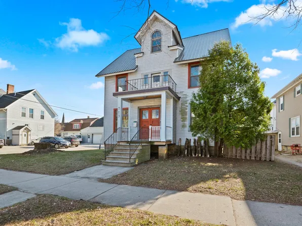 713 Dousman St, Green Bay, WI 54303