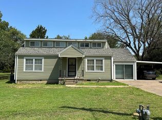 3504 W 6th St, Coffeyville, KS 67337