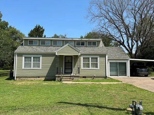 3504 W 6th St, Coffeyville, KS 67337
