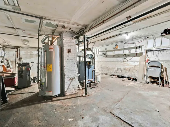 7-06 College Point Boulevard image 36 of 44