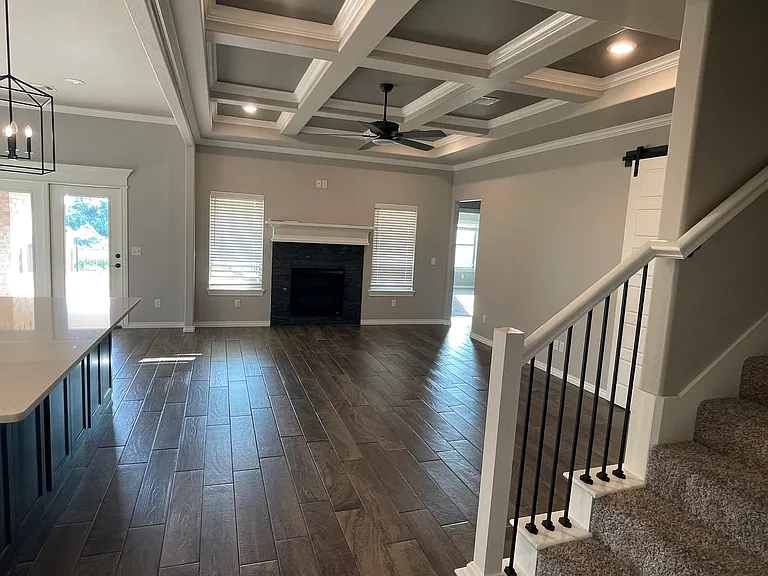 18716 Austin Pl — Photo 9