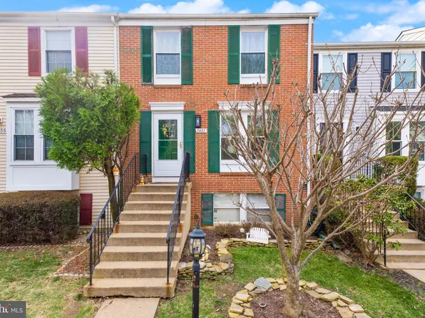 7457 Wounded Knee Rd, Lorton, VA 22079