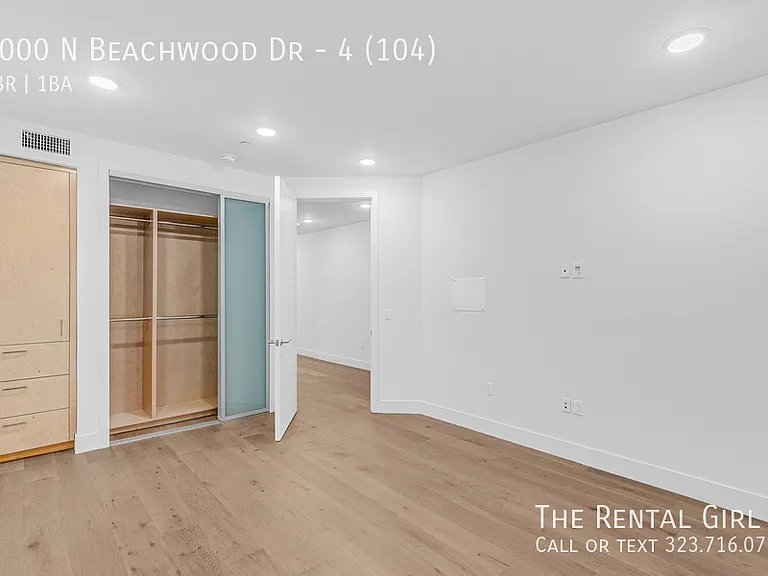 2000 N Beachwood Dr #4-104 — Photo 18