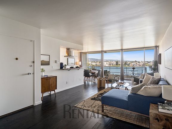 2nd image of 1555 Lakeside Dr APT 70