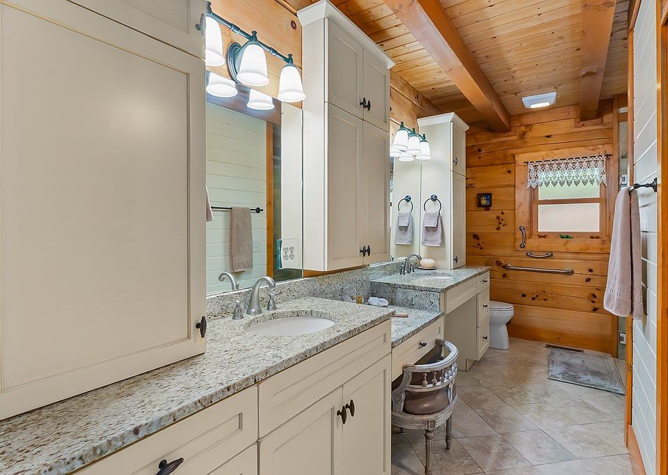 34th image of this home