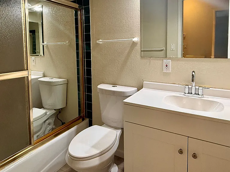 4501 Alex Dr — Photo 6