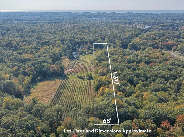 76th St, Covert, MI 49043