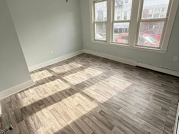 5th image of 107 Sunset Ave #L1