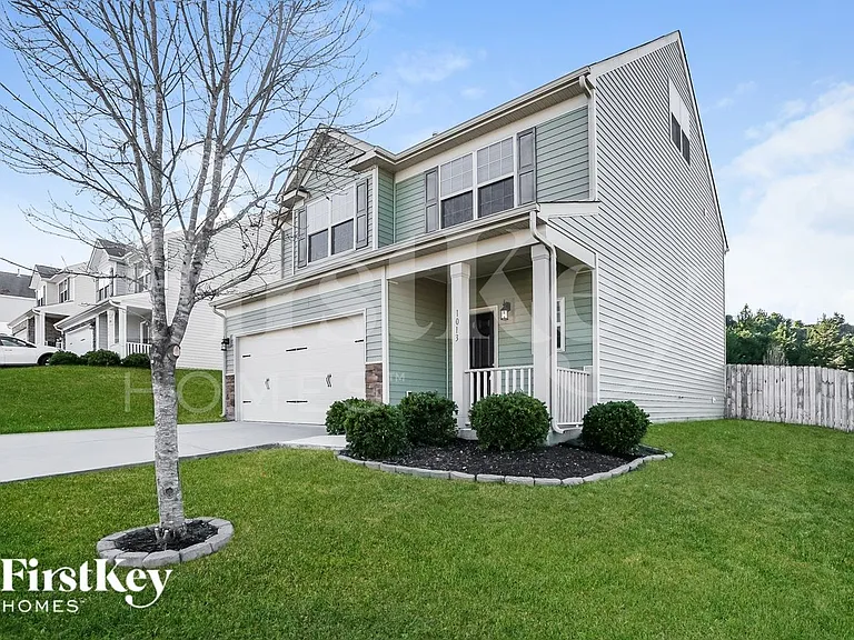 1013 Alder Ridge Ln — Photo 2