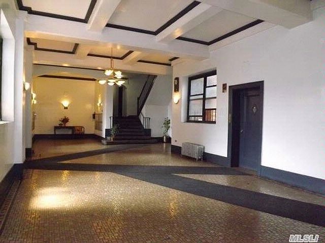 1st image of 5005 43rd Ave APT 5B