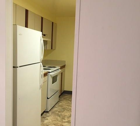 4th image of 317 Fairmount Ave APT G5