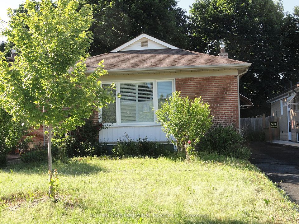 1st image of 30 Merrian Rd