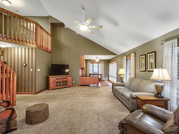 4th image of 514 Greenland Ln