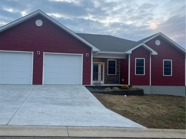 7 Quail St, Little Hocking, OH 45742