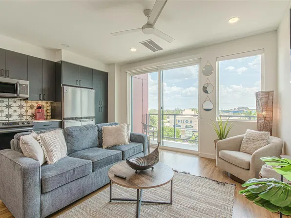 2165 Gabriels Pl Unit 1306, New Braunfels, TX 78130