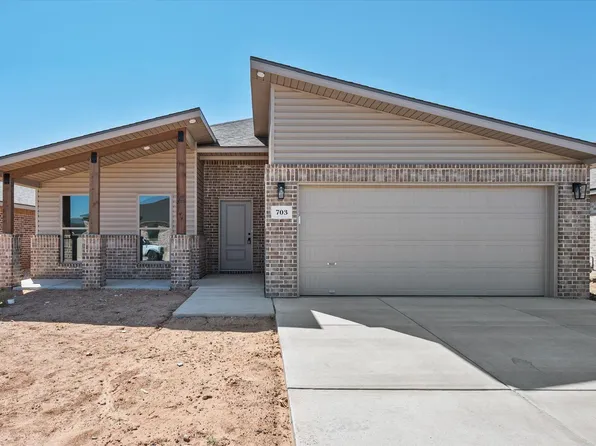 703 E 30th St, Wolfforth, TX 79382