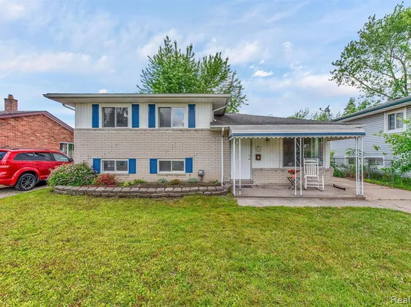 8211 Carrousel Blvd, Westland, MI 48185