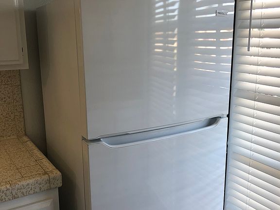 4th image of 653 W 13th St #30