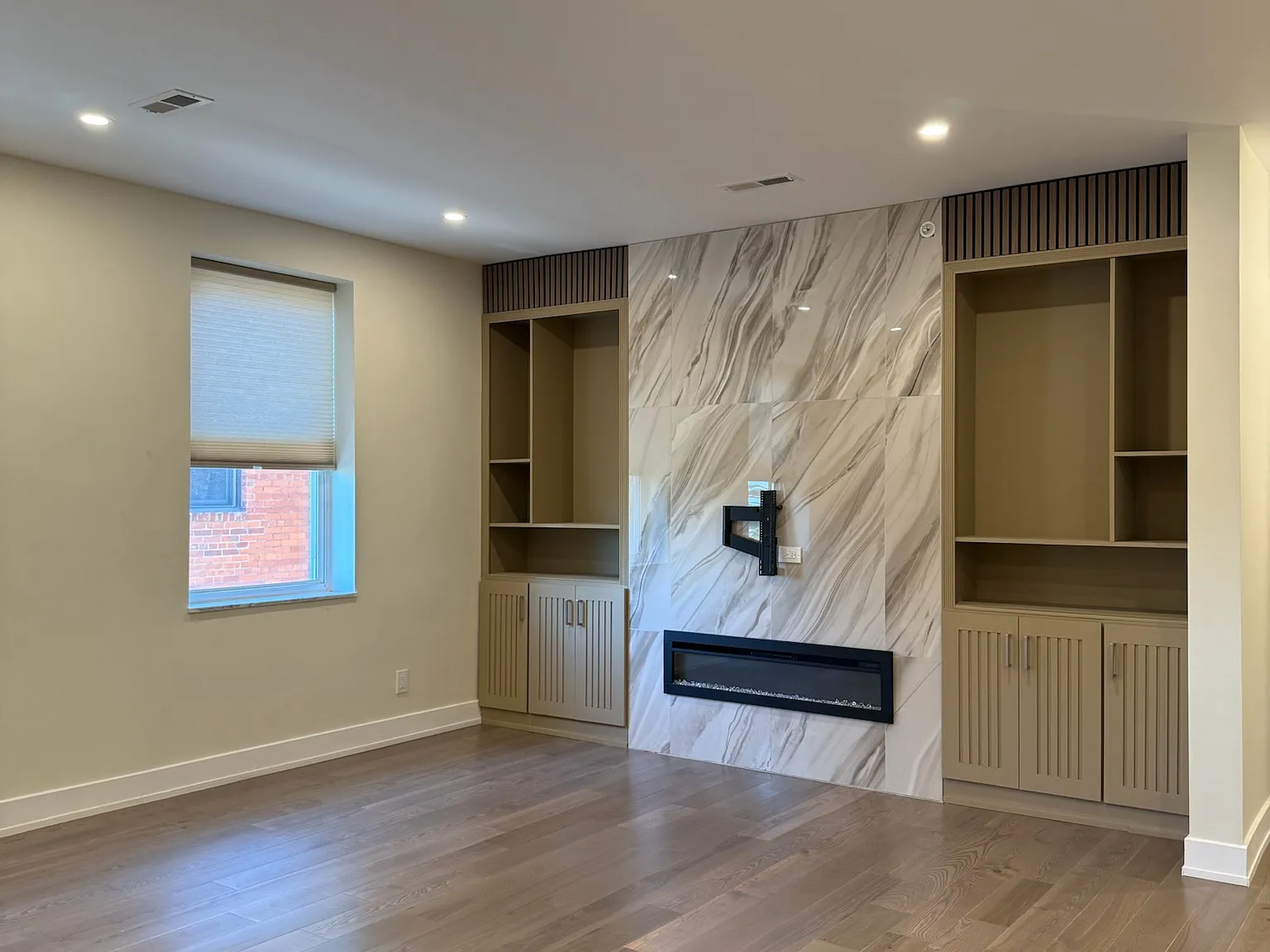 3 bed, 1750 sqft, $2,700 — Photo 2