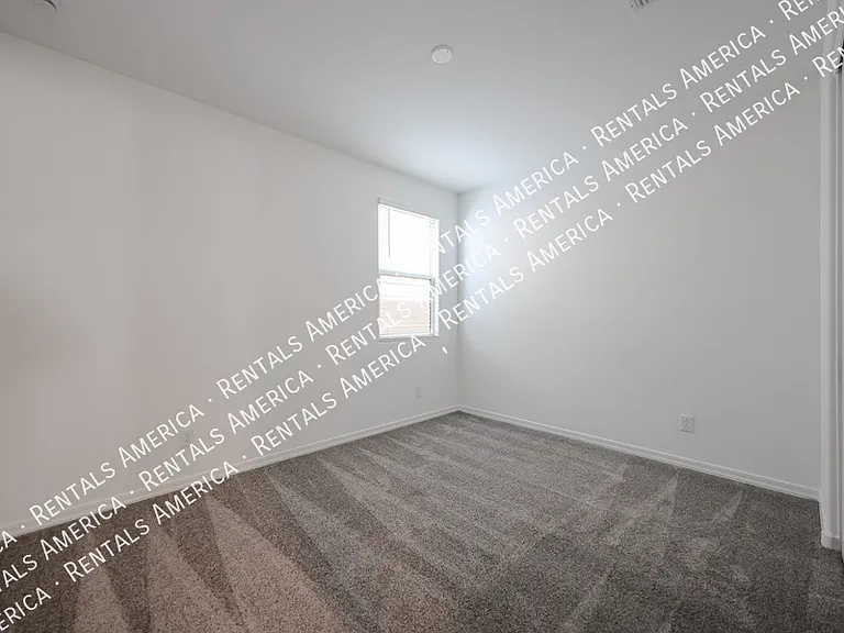 8725 W Windsor Blvd — Photo 21