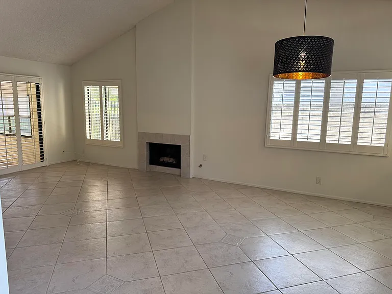 4328 Forest Oaks Dr — Photo 6