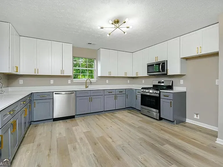 3840 Brown Dr — Photo 14