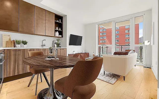 Rented by Manhattan Realty Group | media 4