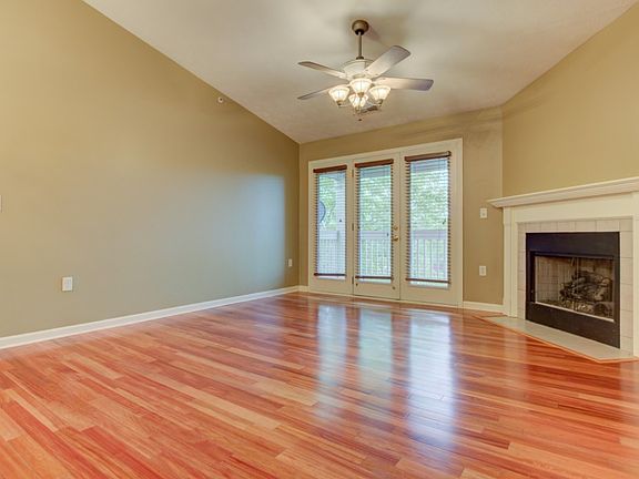 3rd image of 1946 Waterstone Blvd APT 311