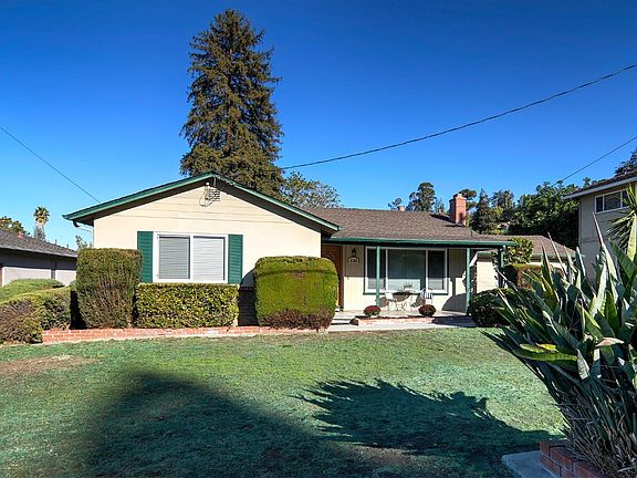 2nd image of 4145 Golf Dr