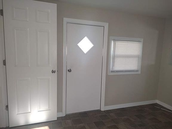 5th image of 106 Quiver Leaf St