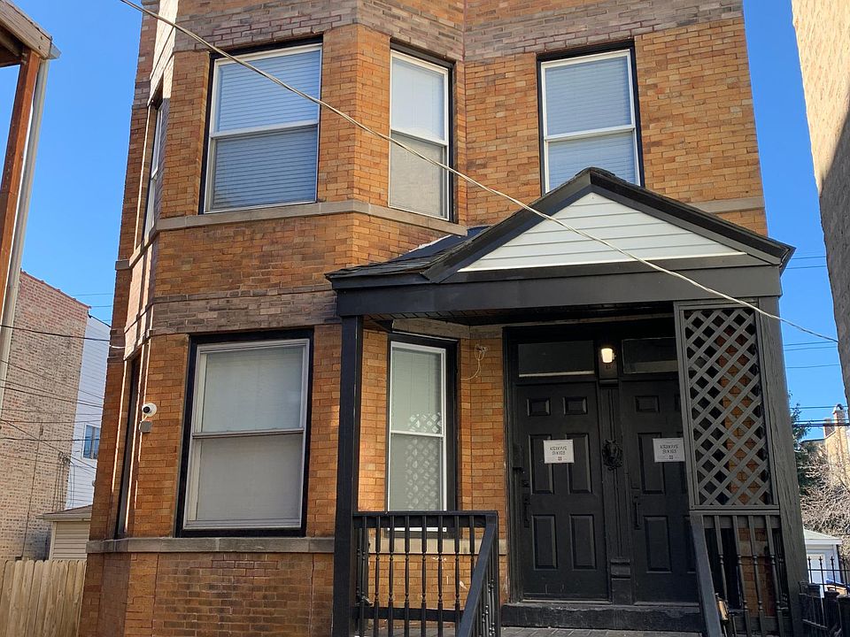 1st image of 2630 N Fairfield Ave #1R