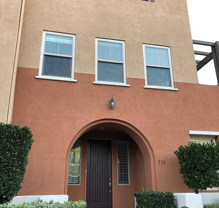 1st image of 374 Plateau Ave