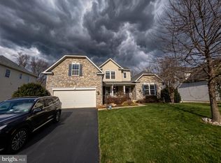 18776 Pier Trail Dr, Triangle, VA 22172