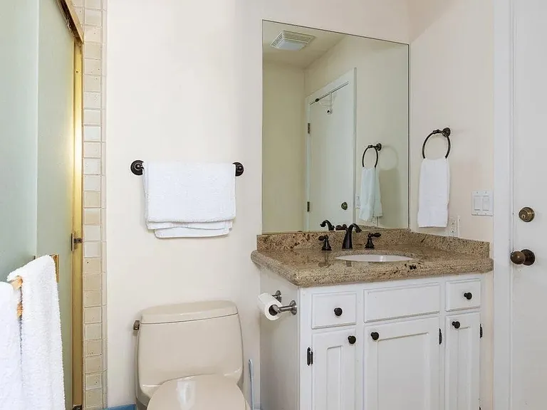 314 Beach Dr — Photo 7