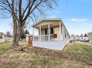 49611 Au Lac Dr E, Chesterfield, MI 48051